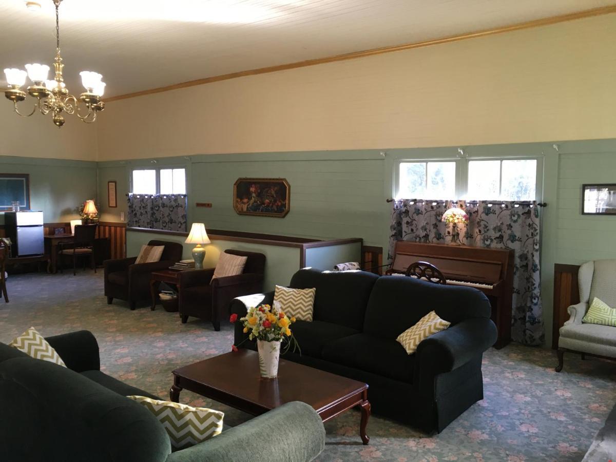 Alexander'S Lodge Ashford Luaran gambar